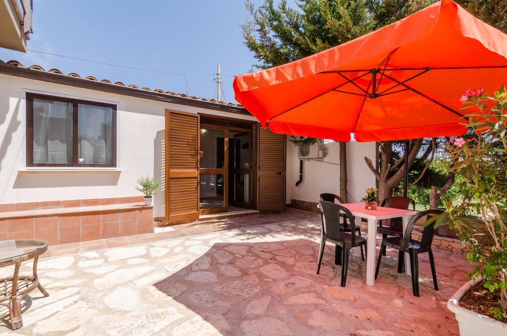 Villa Aurelia Кастеламаре дел Голфо Екстериор снимка